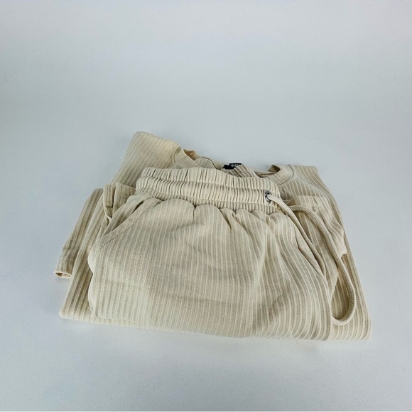 RIBBED TSHIRT AND SHORT SET cream - Picture 14 of 14